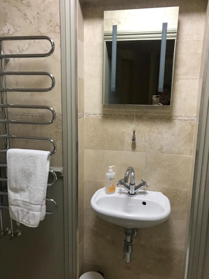 Highview Bed And Breakfast Нейлсворт Екстер'єр фото