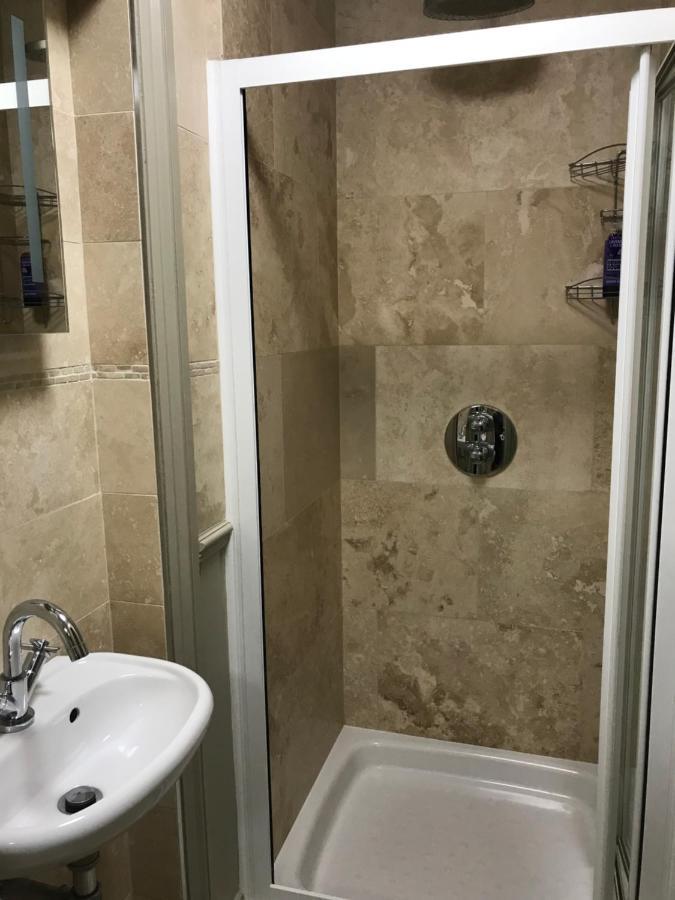 Highview Bed And Breakfast Нейлсворт Екстер'єр фото