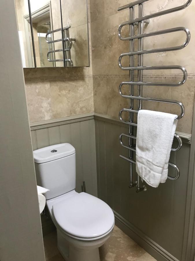 Highview Bed And Breakfast Нейлсворт Екстер'єр фото